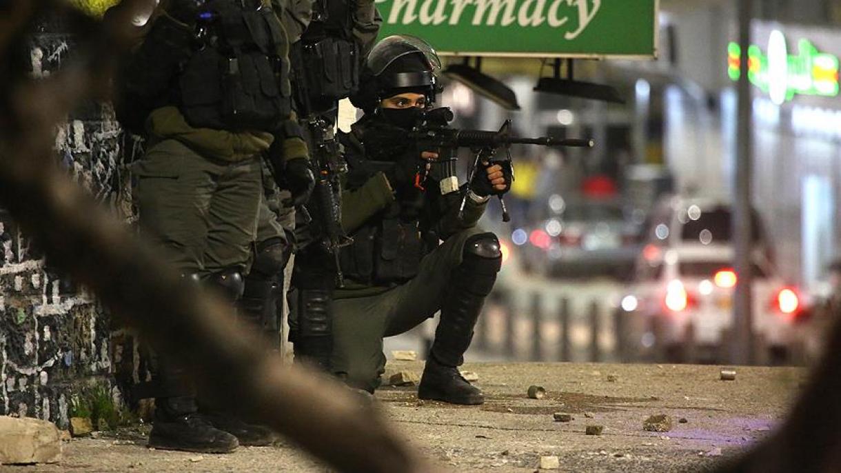 زخمی شدن هفت فلسطینی در یورش نظامیان اسرائیل به مغازه های فلسطینیان