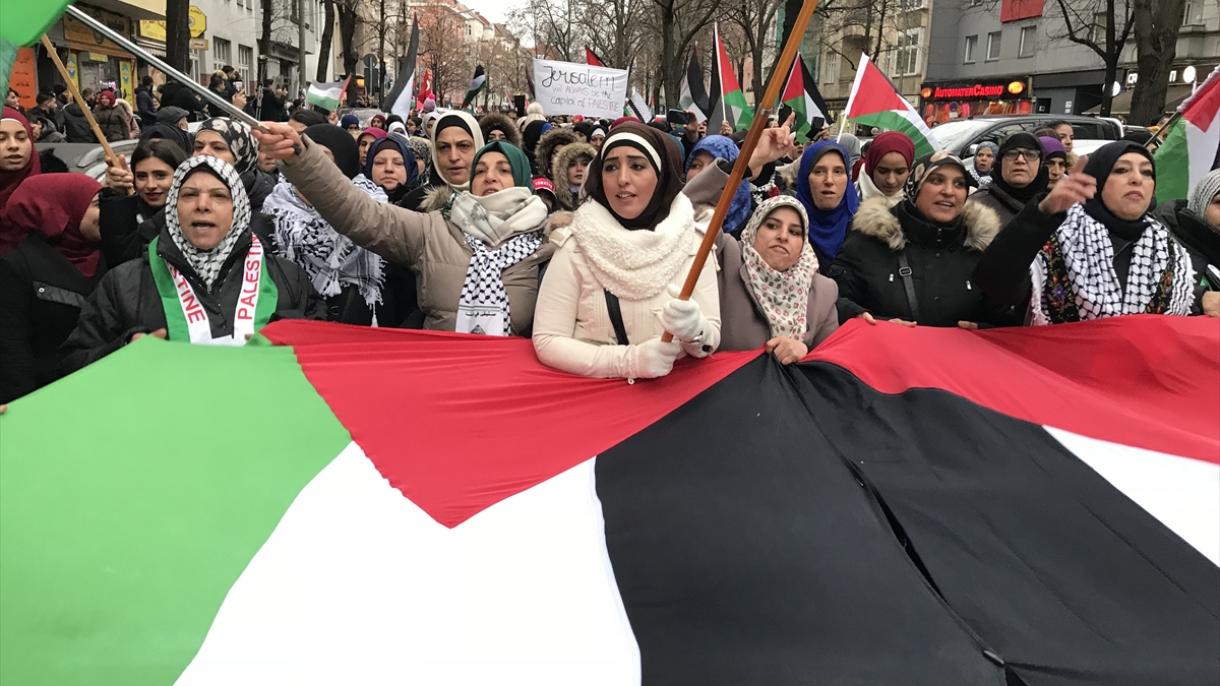 دۇنيا مىقىياسىدا ب د ت نىڭ قۇددۇس قارارى ھاياجان پەيدا قىلدى