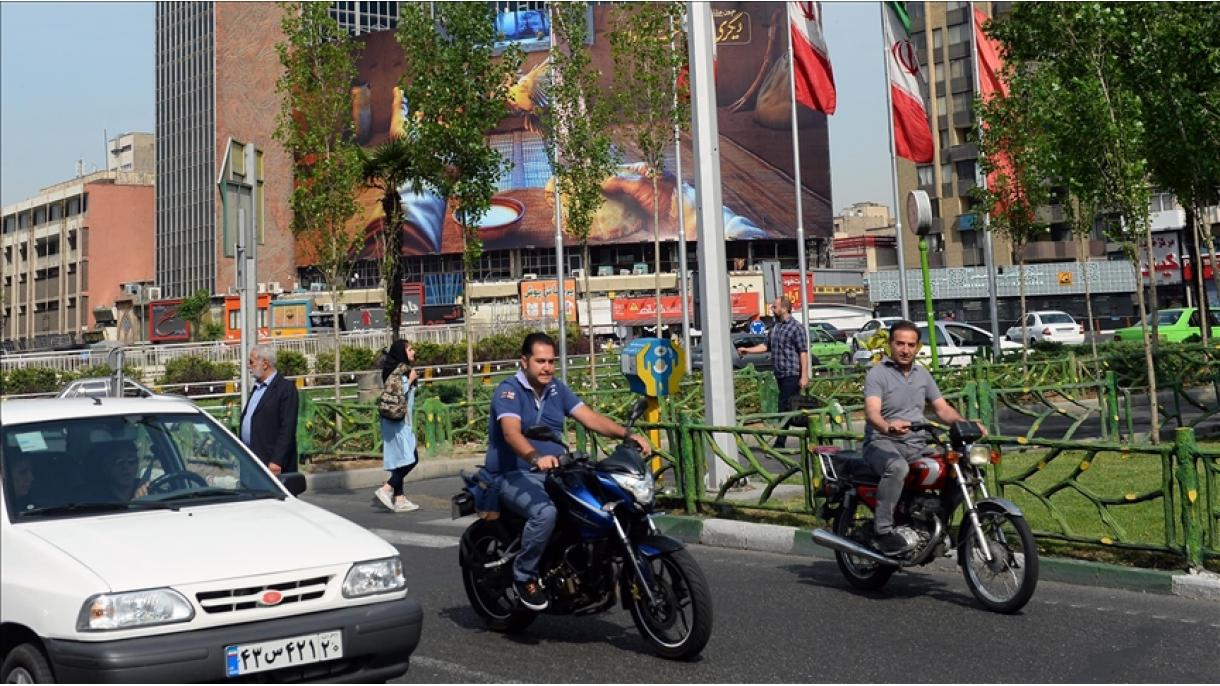 امکان دریافت برخی انواع خاص از گواهینامه موتورسیکلت برای نوجوانان 16 سال به بالا در ایران