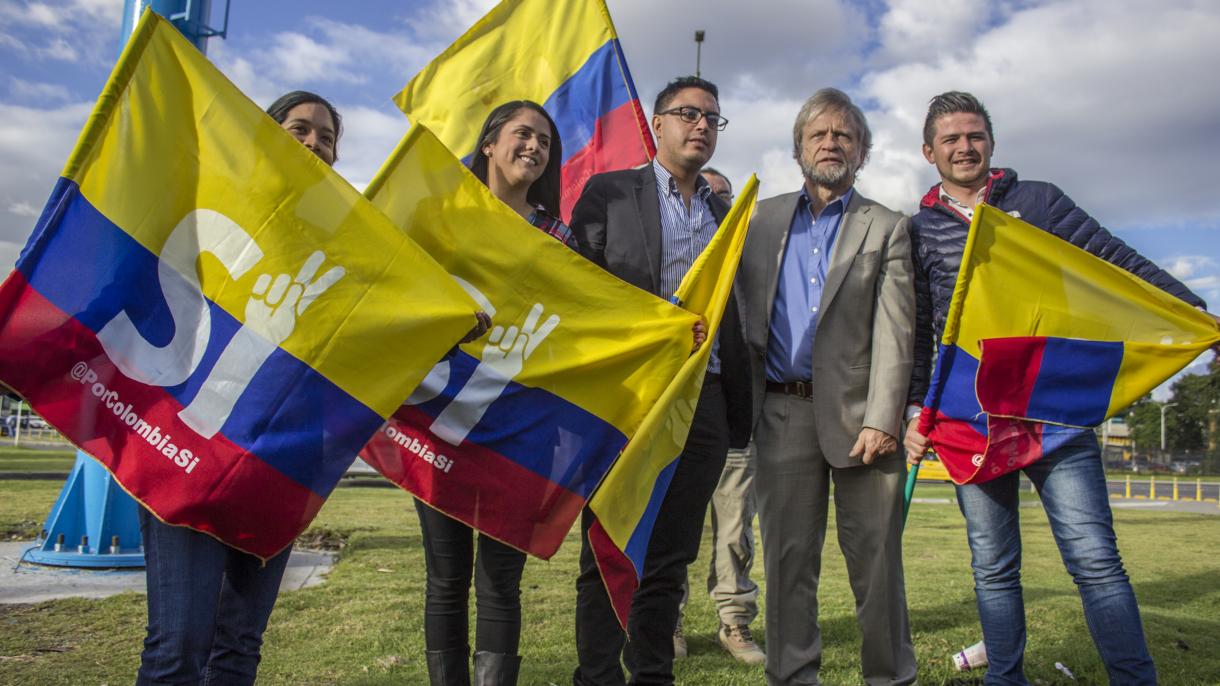 Kolumbiyada tarixi gün yaşanır
