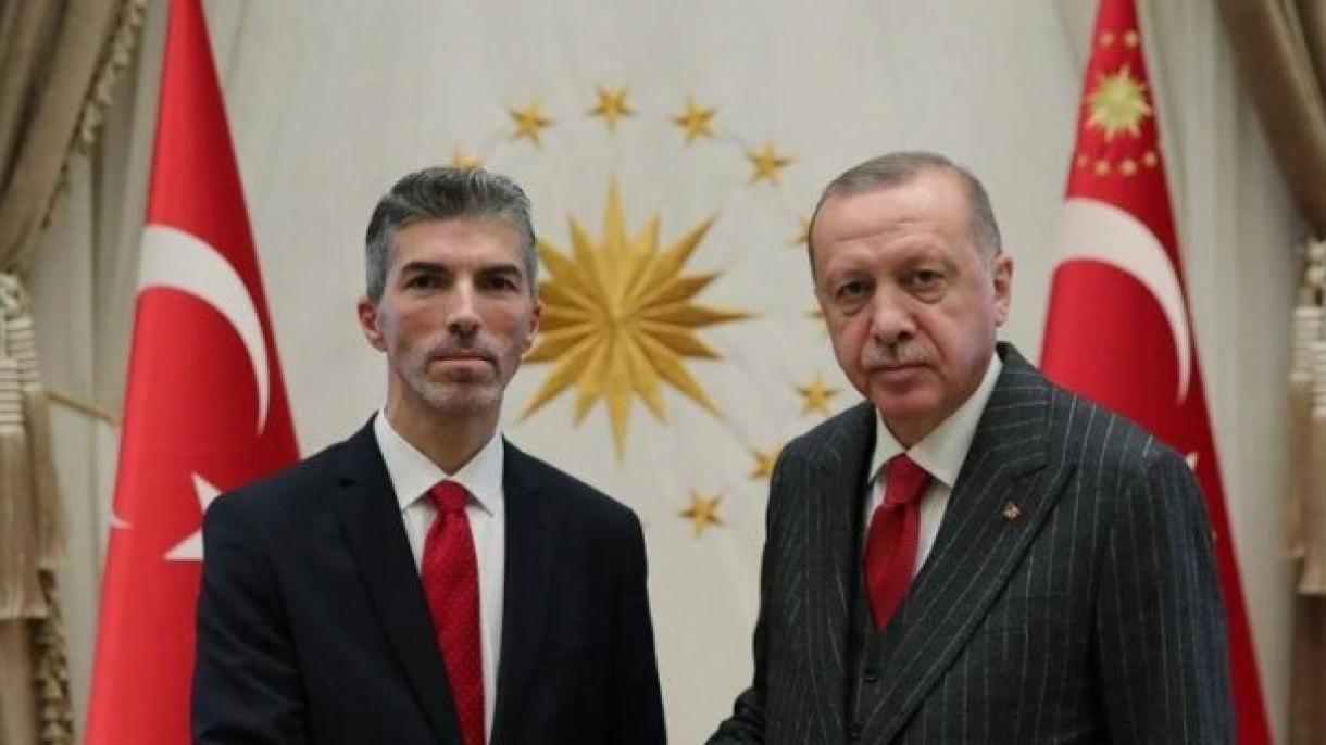 Ambasadori i Kosovës në Ankara, Dugolli lëvdata masave të Turqisë kundër COVID-19