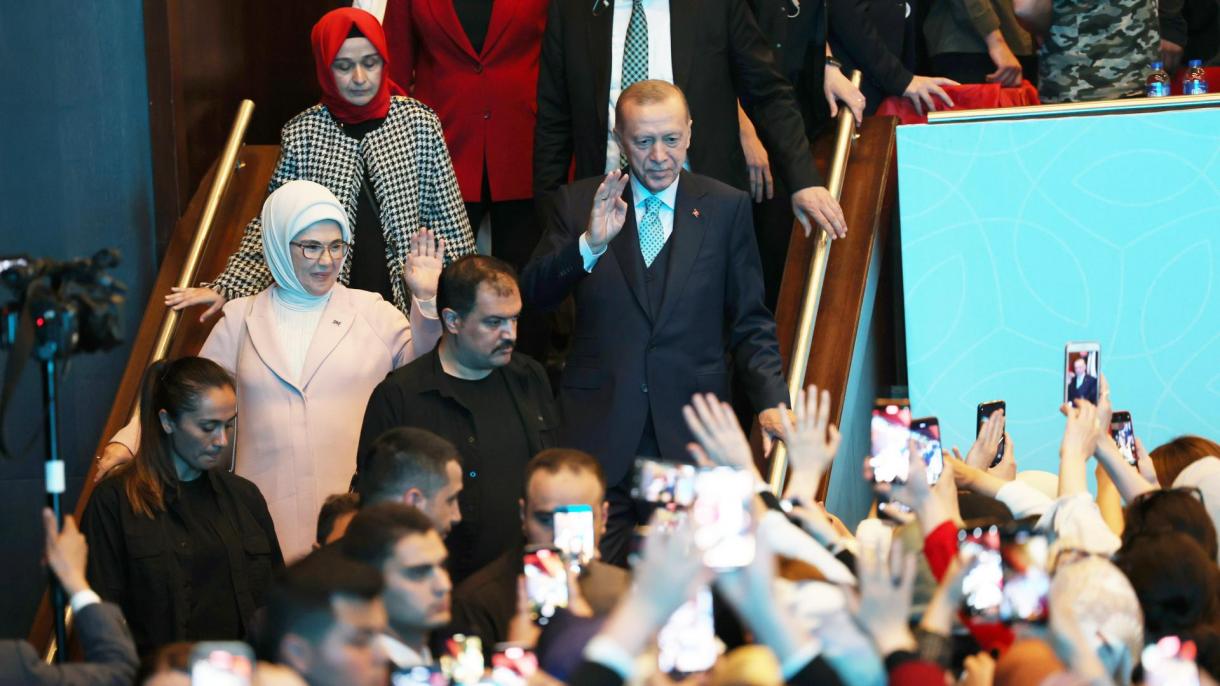 Il presidente Erdogan partecipa all’Incontro d’Istanbul delle donne della Turkiye