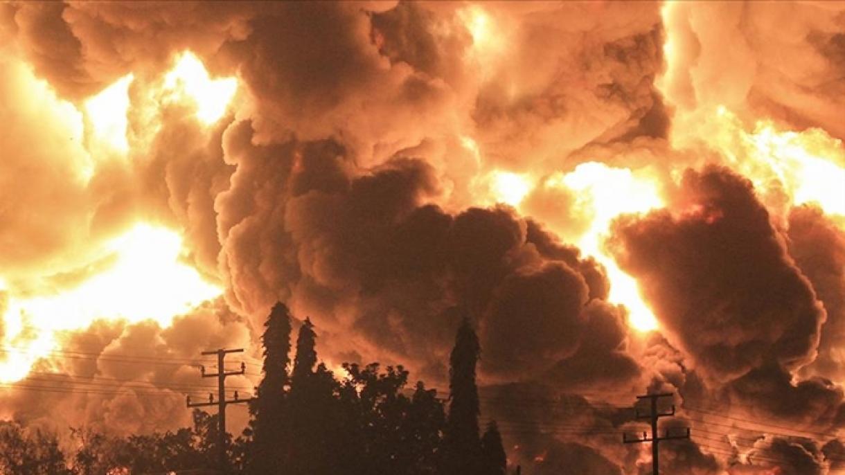 انڈونیشیا: تیل کی تنصیب میں دھماکہ،متعدد زخمی