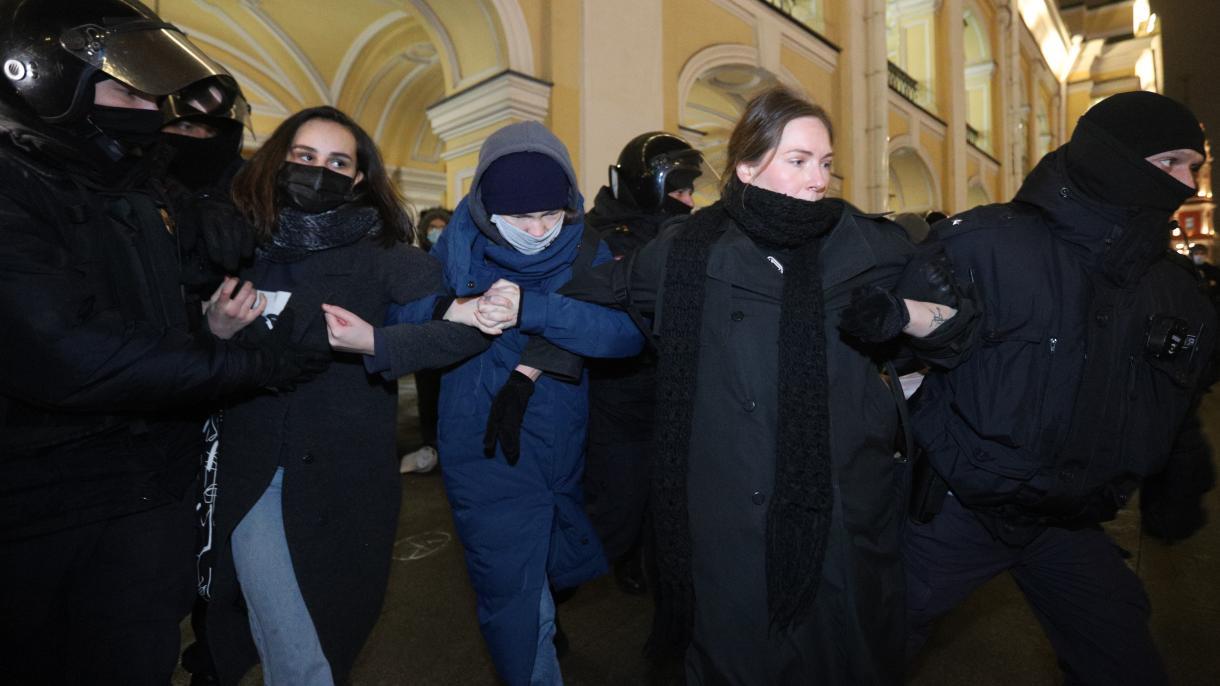 Más de 7.500 personas han sido detenidas en protestas contra la guerra en Rusia