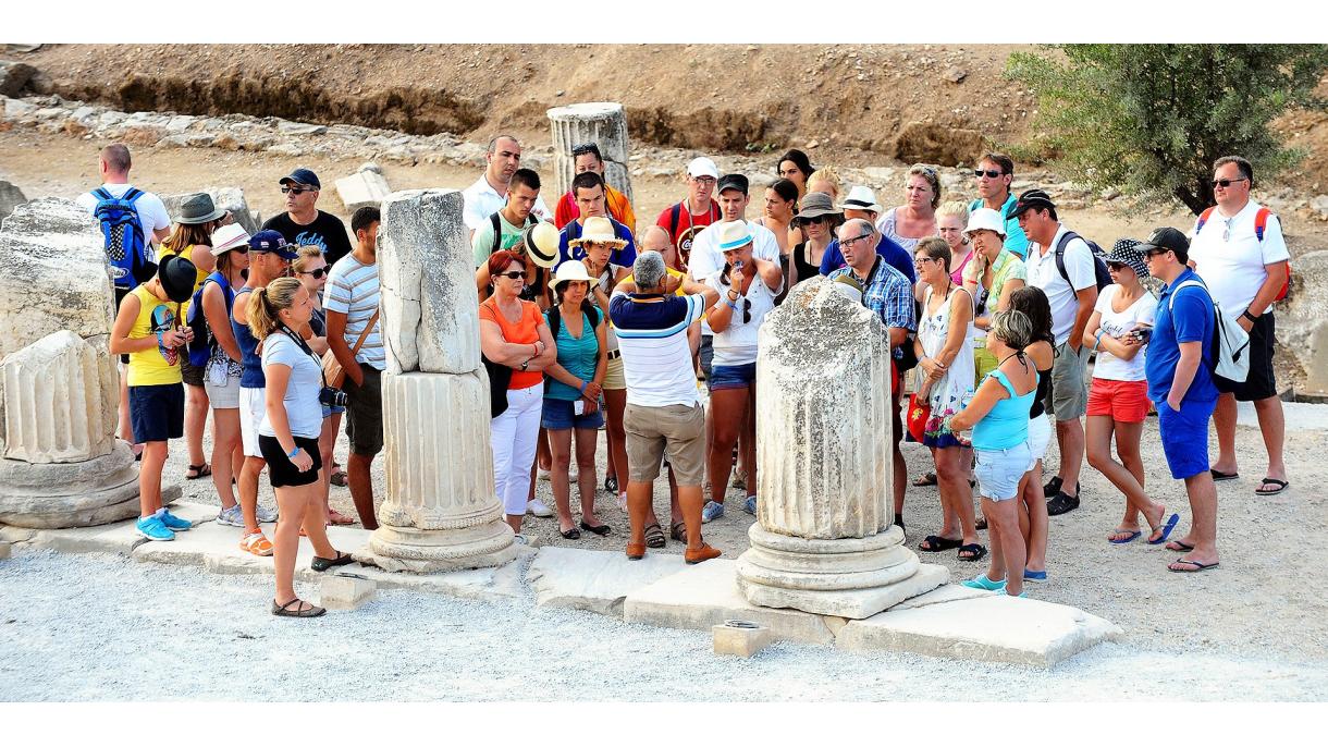Rusiyä turistları Antaliyada