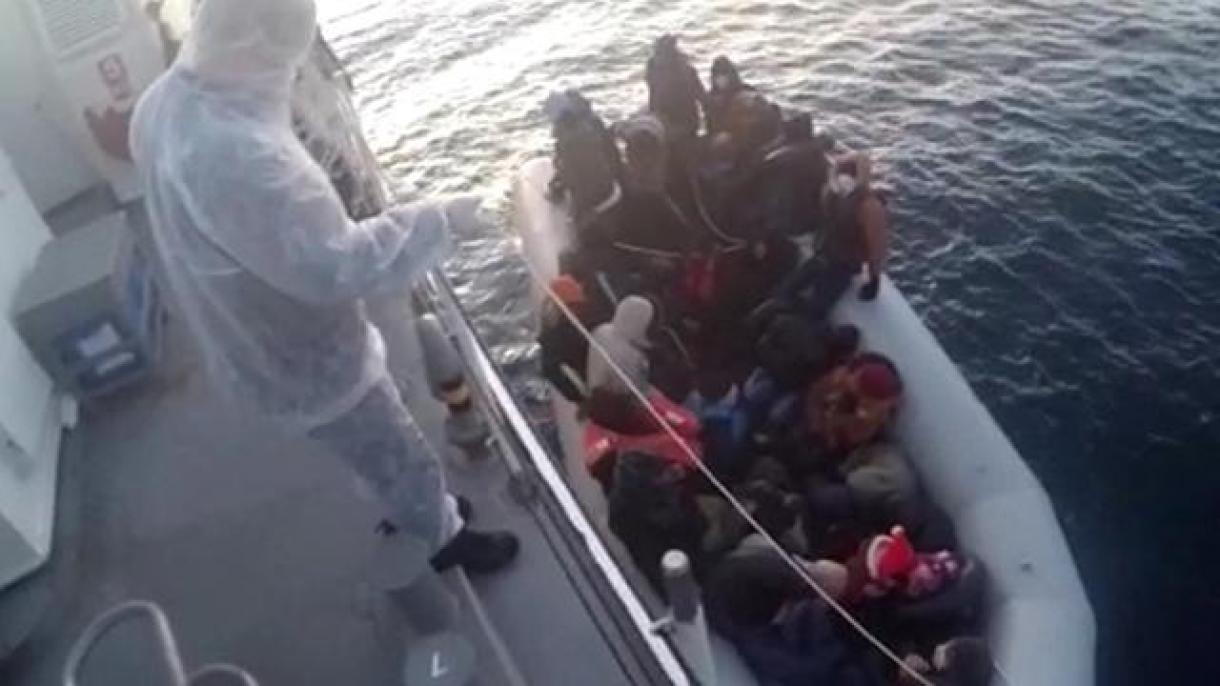 イズミルでギリシャがトルコ領海に押し返した避難民が救助