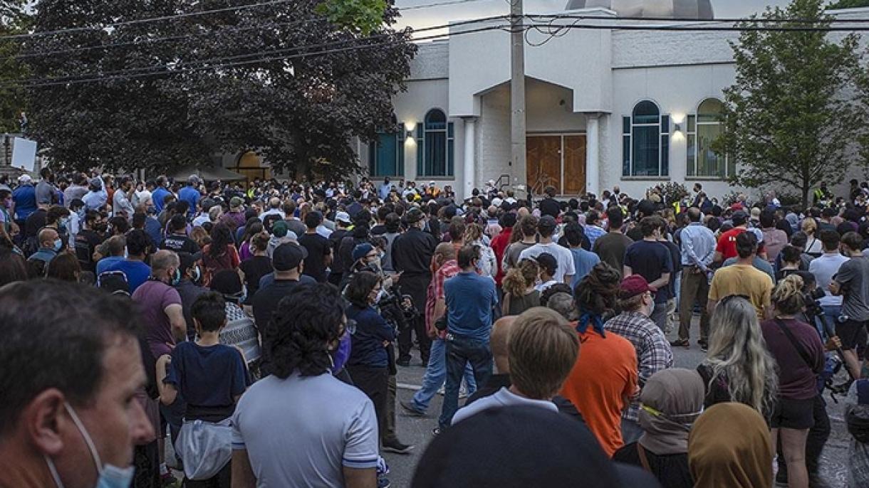 Canada : funérailles des membres de la famille musulmane tués en Ontario