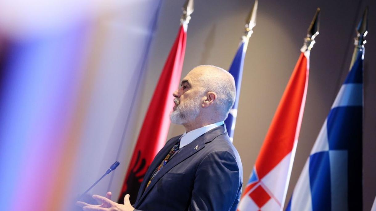 Adriyatik-İyon Girişimi Parlamento Başkanları 18.Konferansı_Edi Rama2.jpg