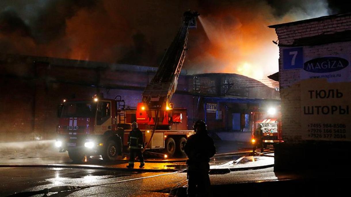 Incendio a Mosca, 8 morti 8 vigili del fuoco