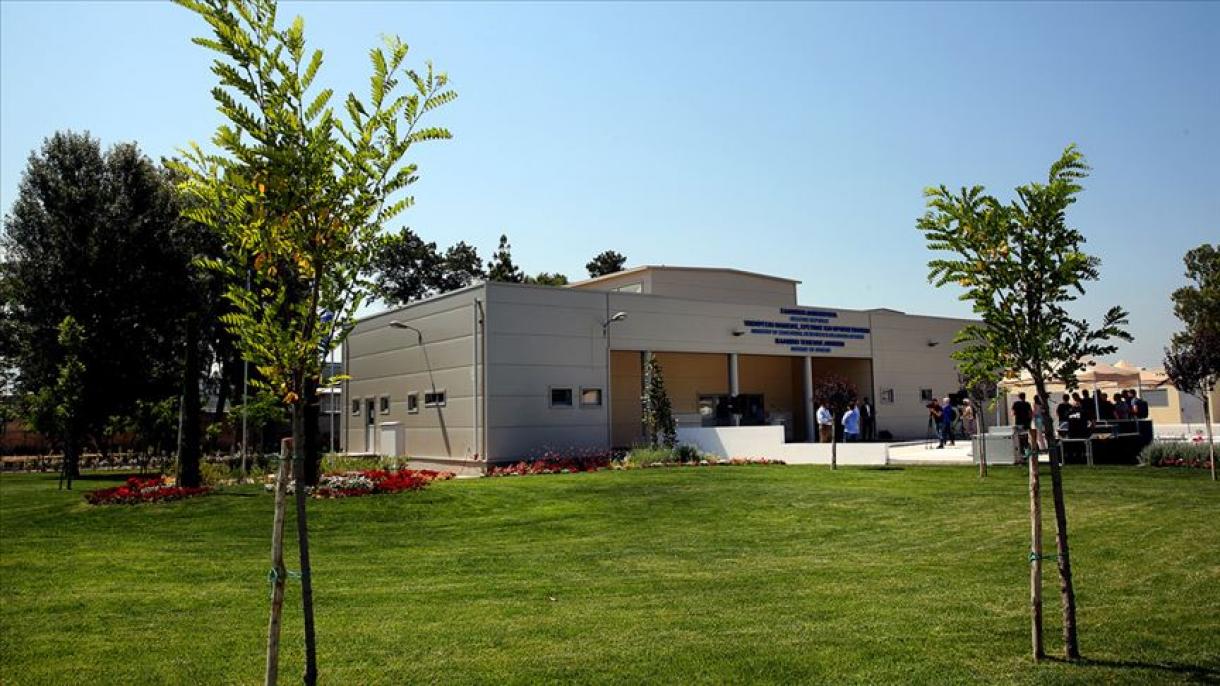 Afinada tikilən ilk məscidin qapıları ziyarətə açıldı