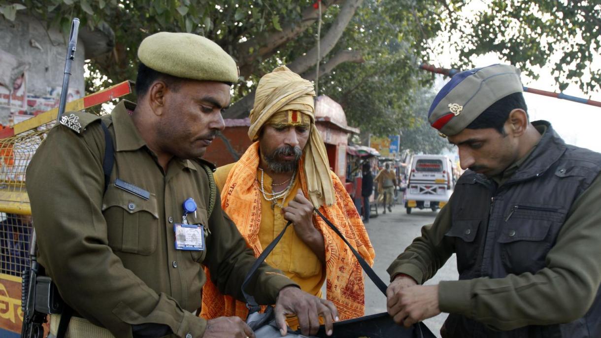 بھارت میں بابری مسجد فیصلے کے خلاف مظاہرے 77 افراد حراست میں