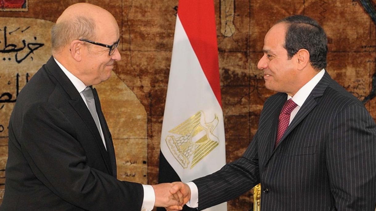 France : Le Drian s’entretient avec le président égyptien al-Sissi
