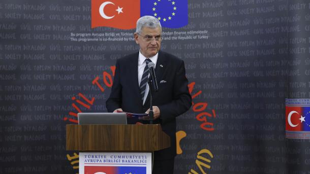 V.Bozkır:"Saziş Suriya və İraqdan gələnlərə aid olmayacaq"
