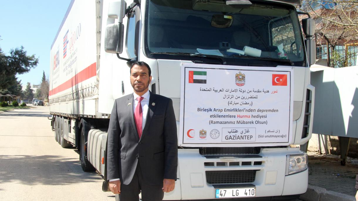 阿联酋向土耳其震灾区提供200吨椰枣援助