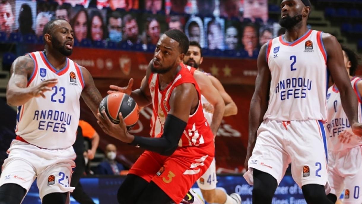 Anadolu Efes MTS komandasını qonaq edəcək