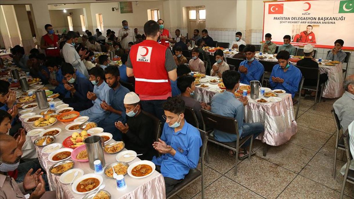 پاکستان کی انجمن فیض الاسلام ترک شہید کی یاد میں یتیموں کو کھانا تقسیم  کرے گی
