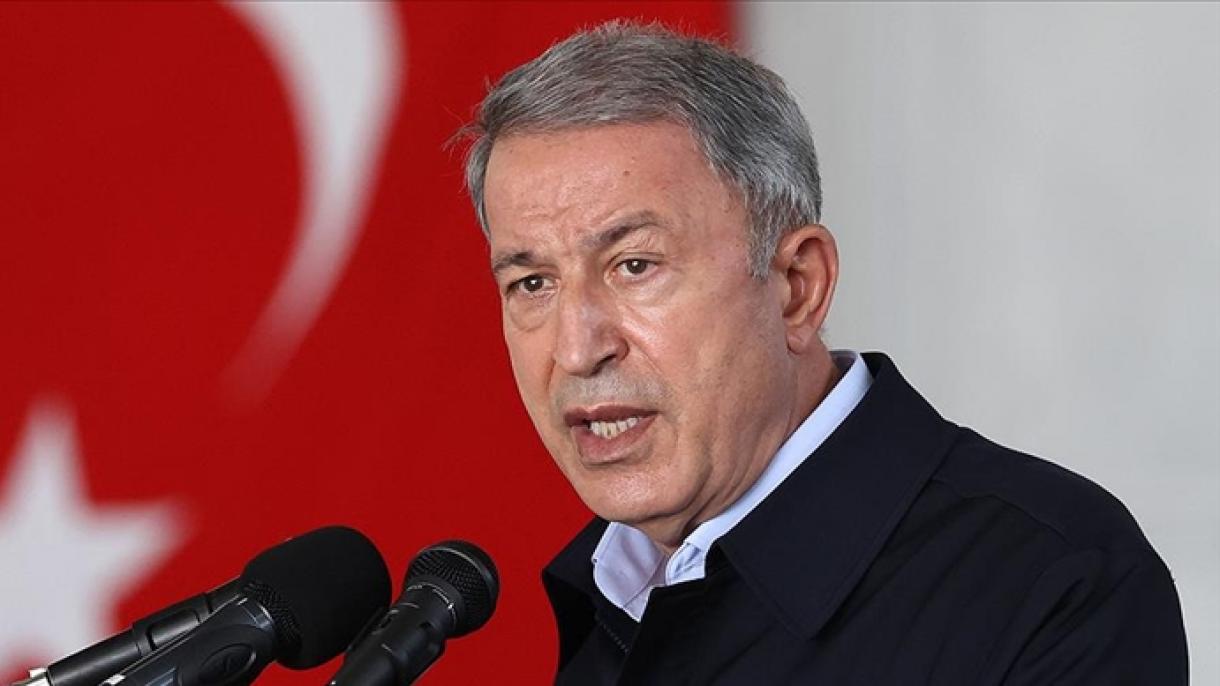 Hulusi Akar: "Terrorla mübarizəmiz qətiyyətli şəkildə davam edir"