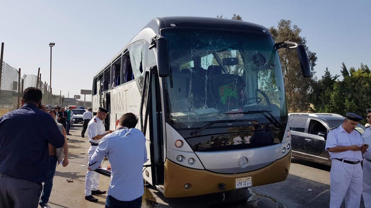 埃及旅游大巴士发生爆炸