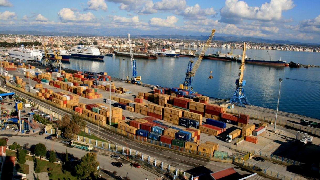 Arnavutluk ihracaatı_Durres limanı.jpg