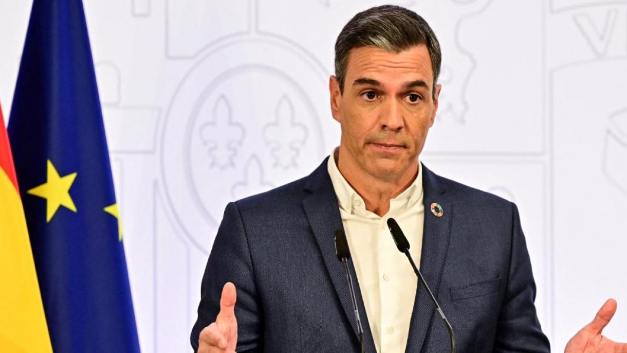 Il premier spagnolo Sanchez reagisce all’atteggiamento dell’Occidente nei confronti di Gaza