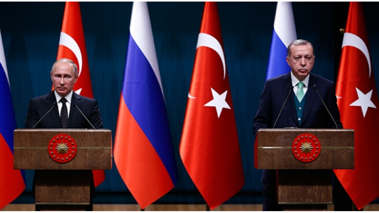 Erdogan e Putin discutem a retirada dos EUA do acordo nuclear