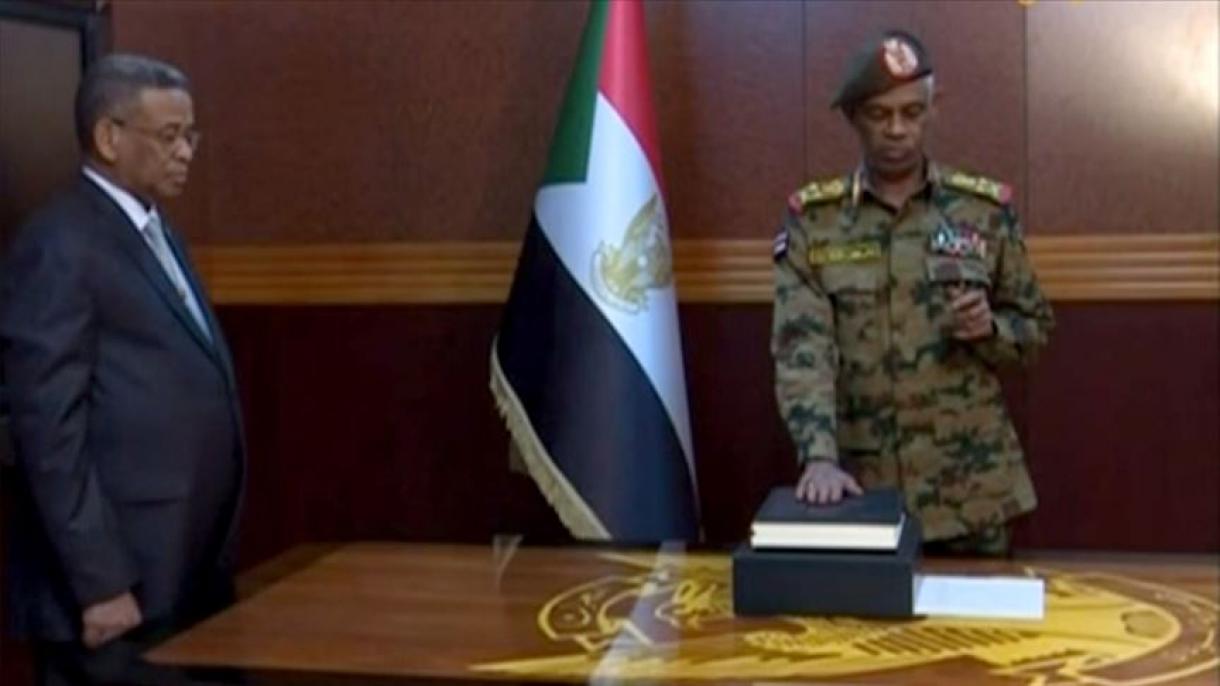Conselho Militar do Sudão: "Não temos ambição de poder"