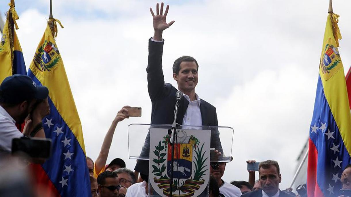 Juan Guaido vetëshpallet president i përkohshëm i Venezuelës