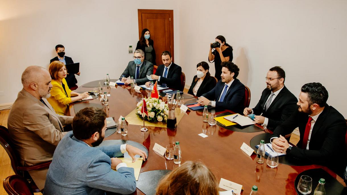 Dritan Abazoviq_Edi Rama görüşme heyet2.jpg