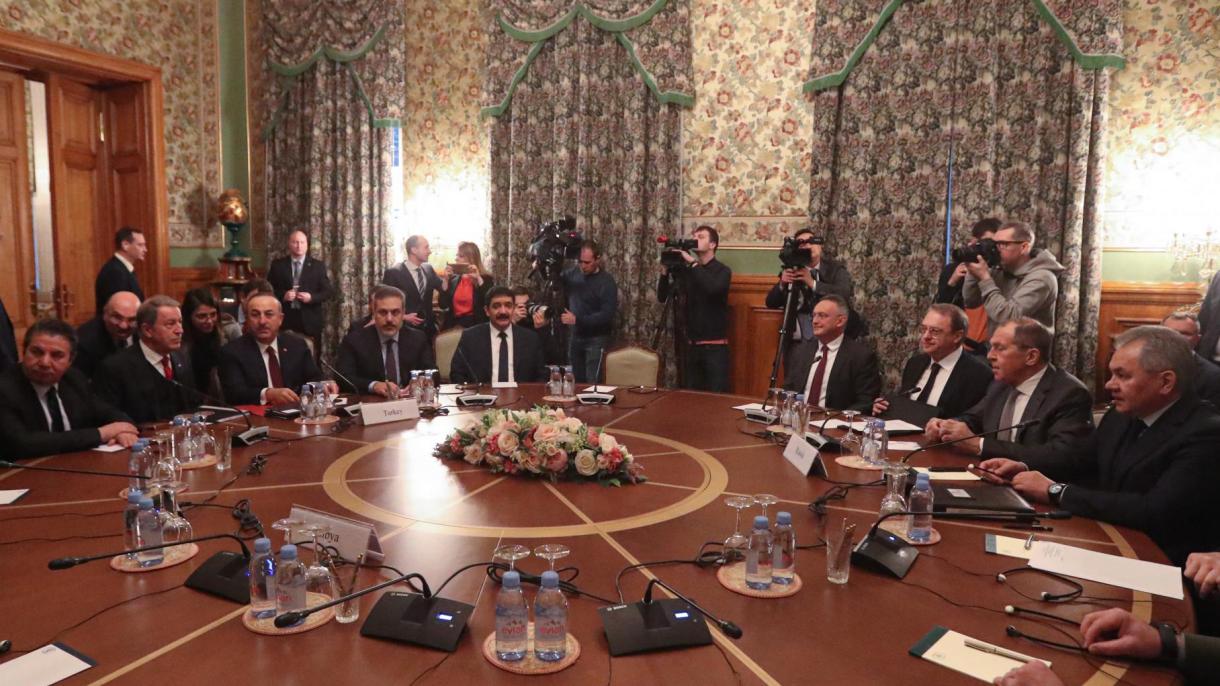 Reunión sobre Libia entre los autorizados turcos y rusos en Moscú