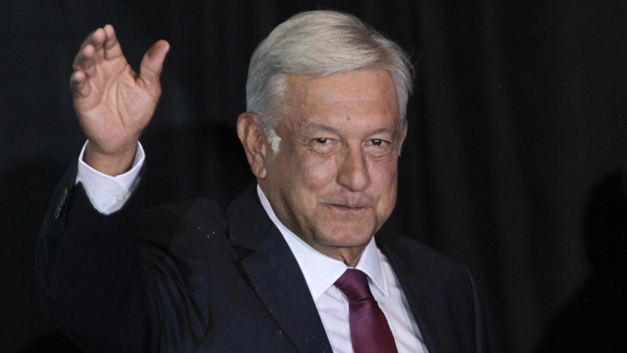 López Obrador ganará el 40 % del salario de Enrique Peña Nieto