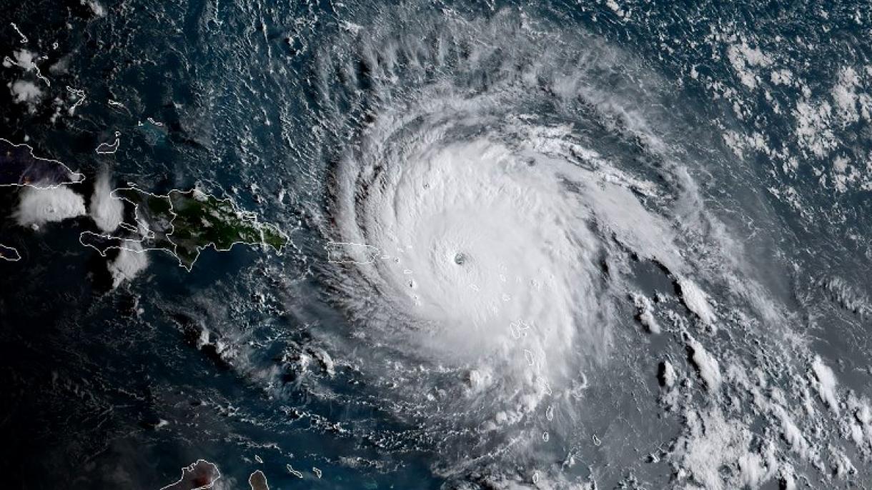 Ordenan evacuación en R.Dominicanada por el paso de Irma