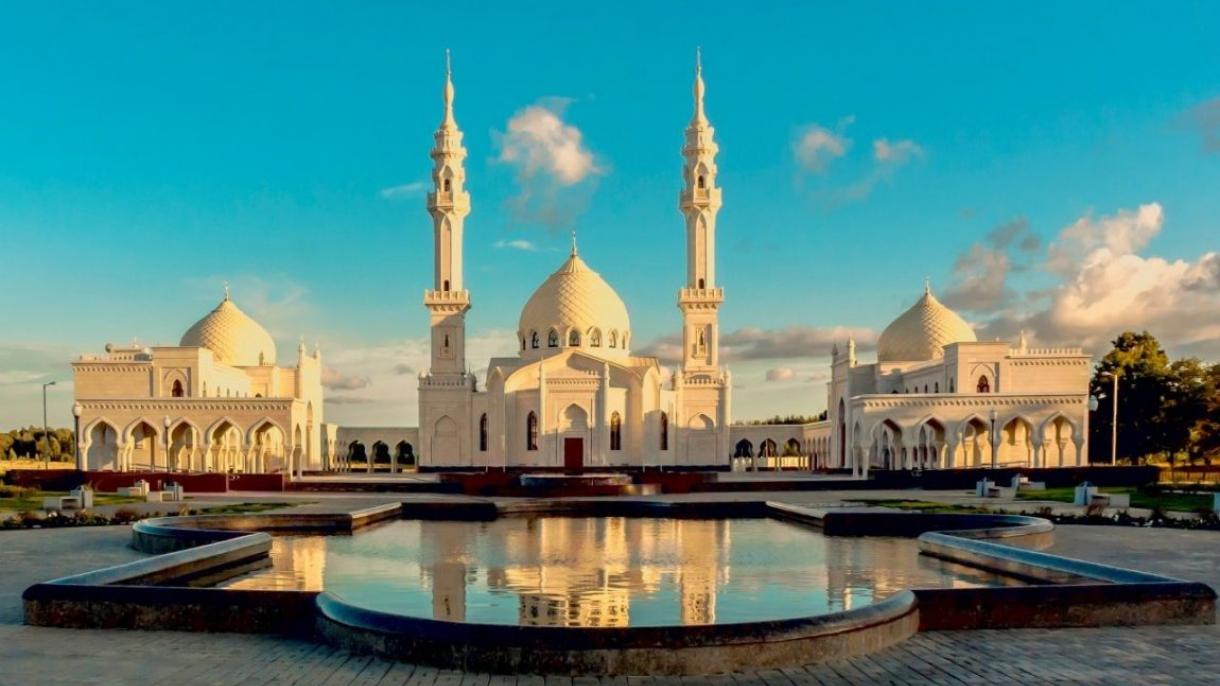 Bolğar däwlätendä İslam dinen qabul itüneñ 1100 yıllığı bilgeläp ütelä