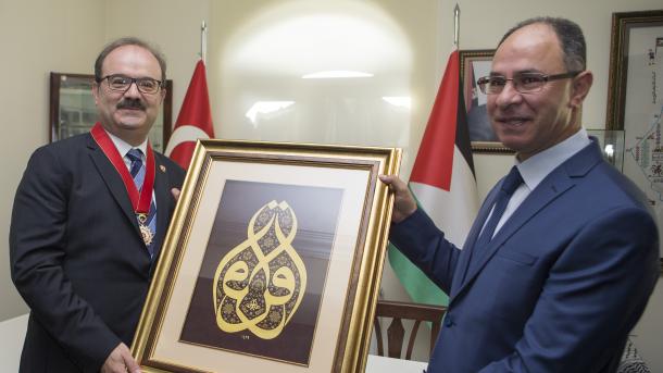 دولت فلسطین به رئیس تیکا نشان برتری اعطا کرد