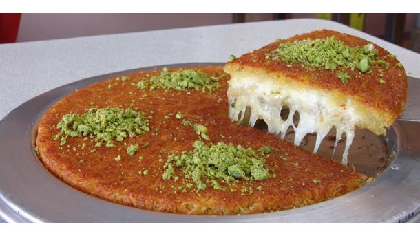 Un sabor imprescindible de Hatay: el Kanafeh (Künefe)