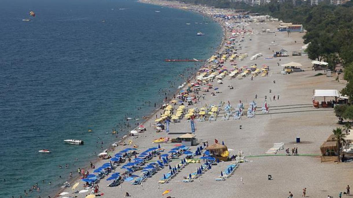 Türkiyənin turizm gəliri 18.9 artıb