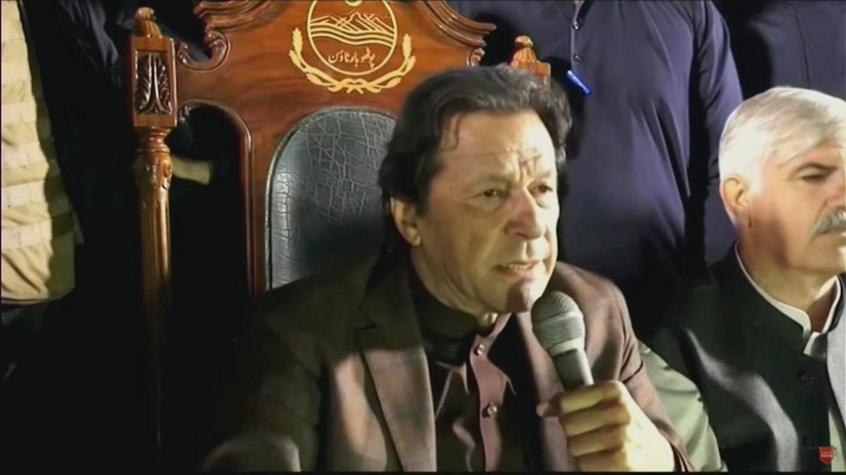 پاکستان: تحریک انصاف نے صوبائی اسمبلیوں سے مستعفی ہونے کا اعلان کر دیا