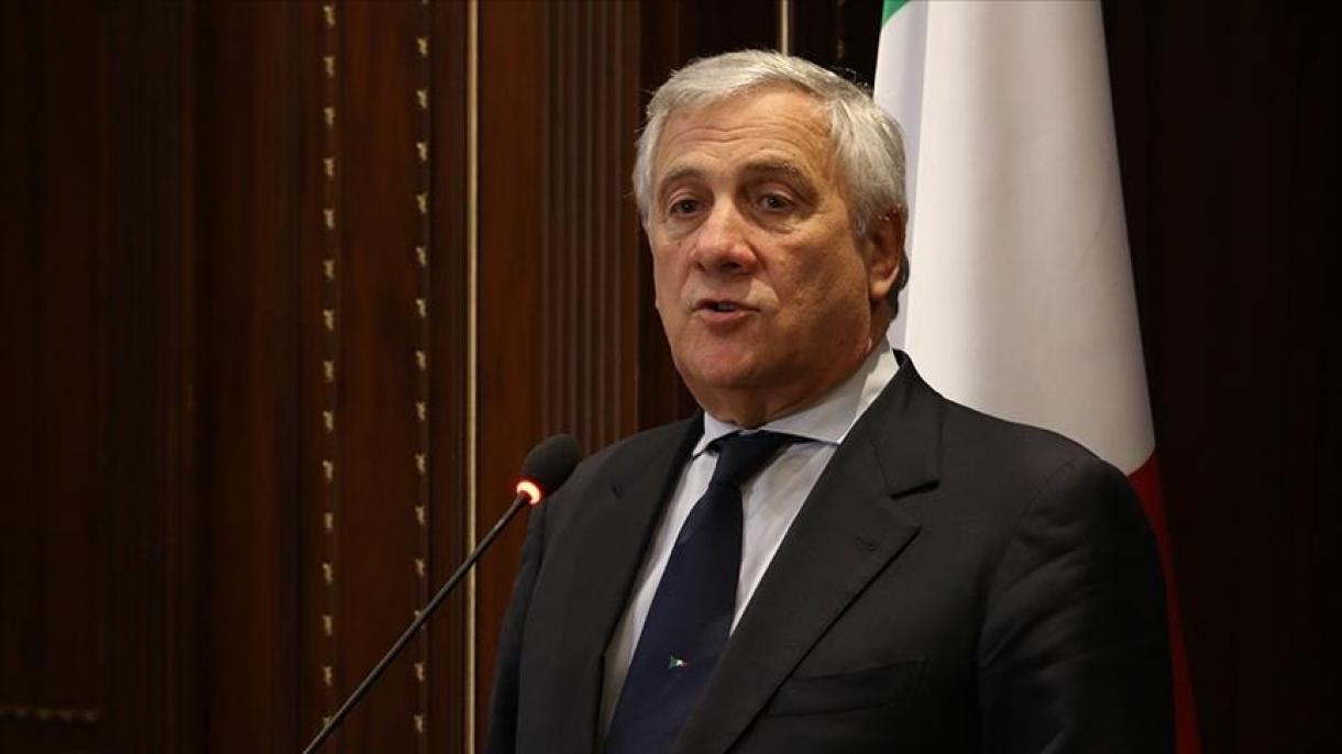 وزیر خارجه ایتالیا بر لزوم حل مسئله لیبی تاکید کرد