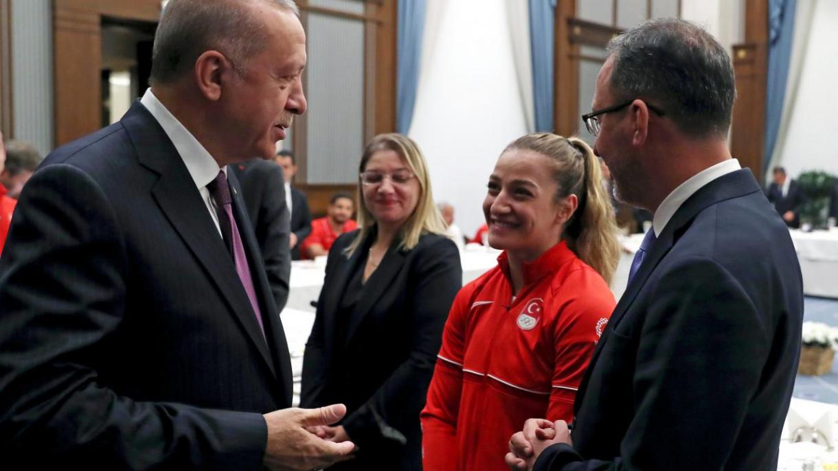 Erdoğan Sporcular2.jpg