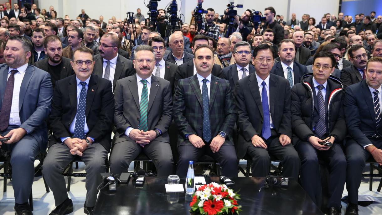 Министр Кажыр: "Түркияны өндүрүш борборуна айландырдык"