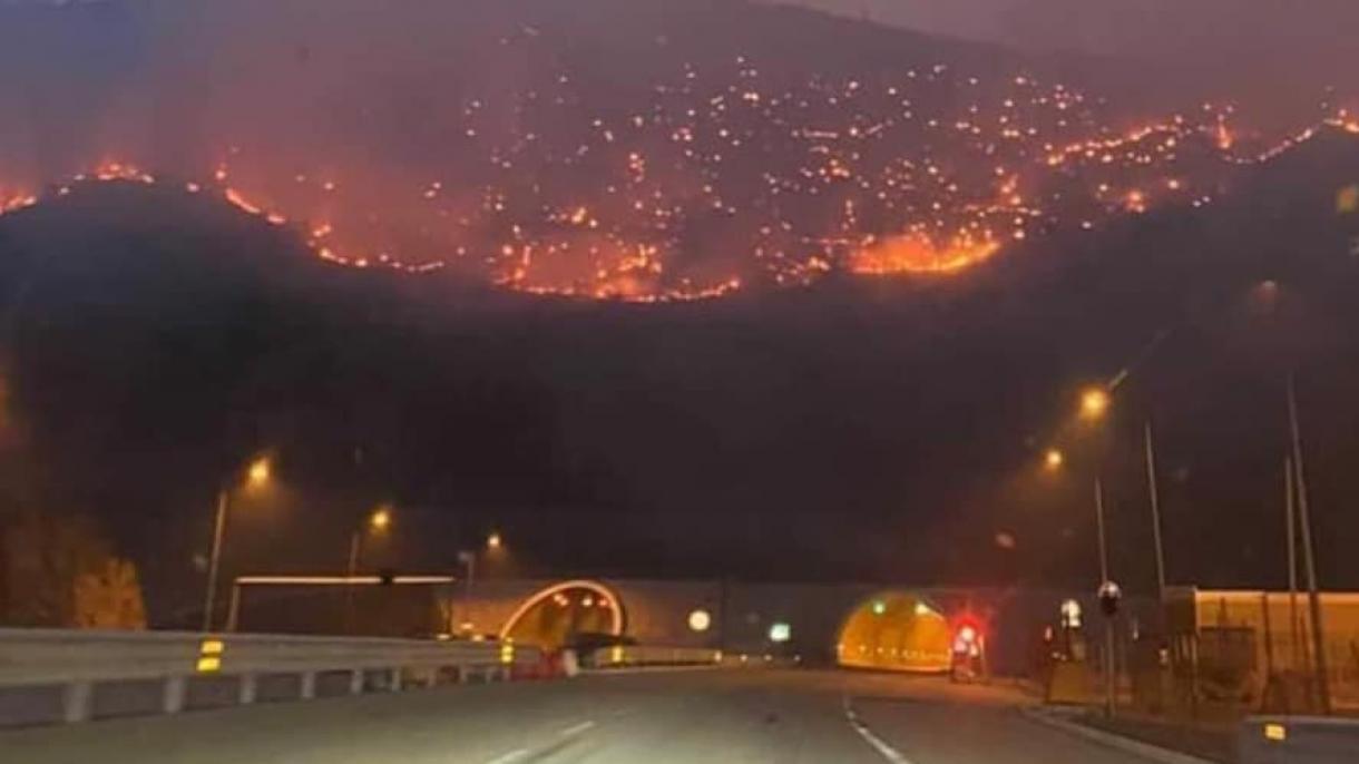 Vijojnë operacionet për fikjen e zjarreve në Shqipëri, angazhohen edhe forcat nga Kosova