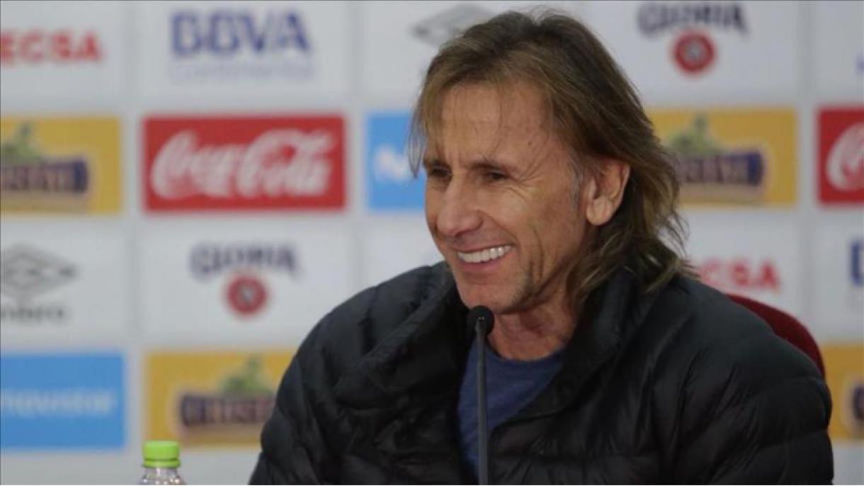 Ricardo Gareca seguirá como técnico de la Selección peruana hasta 2022