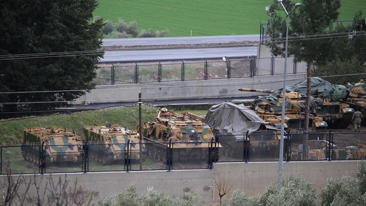 Comandos turcos se trasladan a Hatay para reforzar a tropas en frontera con Siria