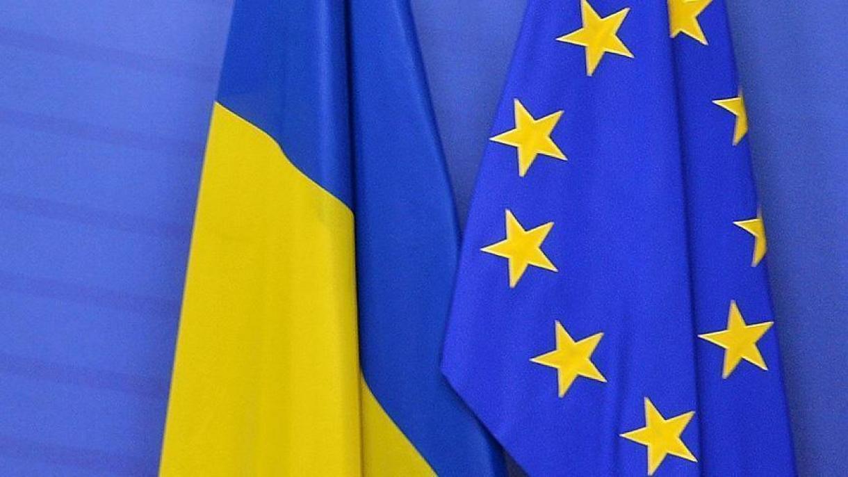 Petro Porosenko: a vízummentesség életbe lépése lerombolja az Ukrajna és EU közötti "papírfüggönyt"