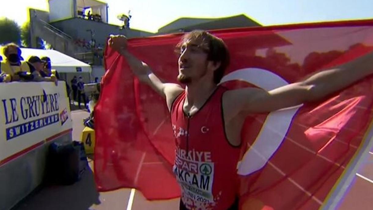 Улуттук атлет Берке Акчам Европа чемпиону болду