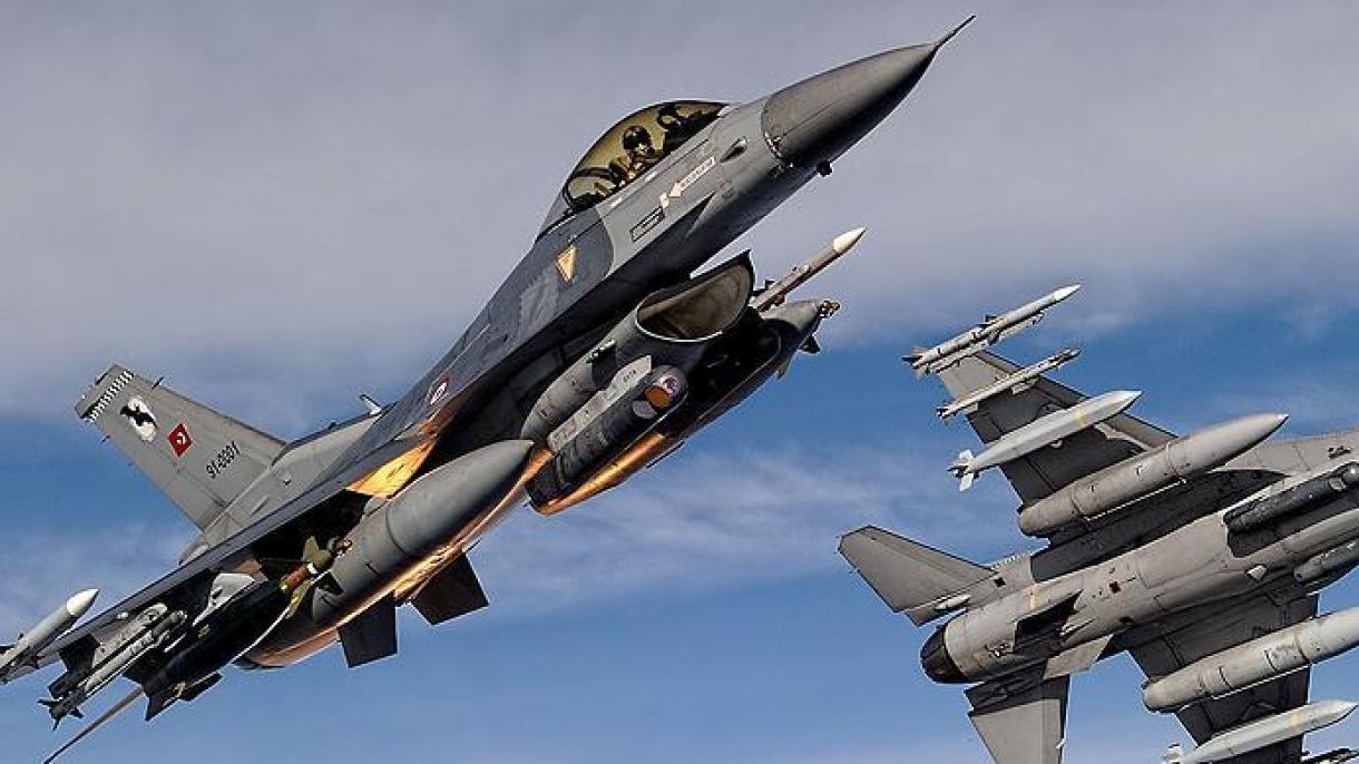 Aviones de caza turcos destruyen refugios y arsenal del grupo terrorista PKK