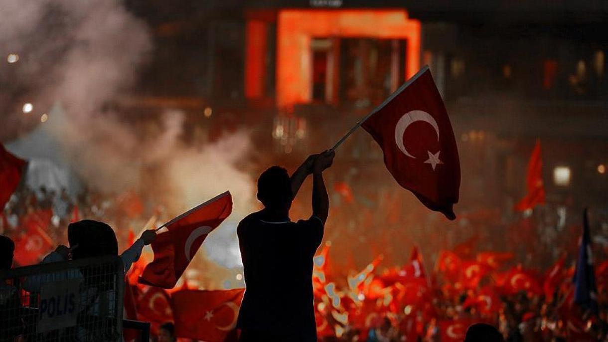 Демократия нөөмөтү Эрдоган «бүттү» дегенге чейин уланат