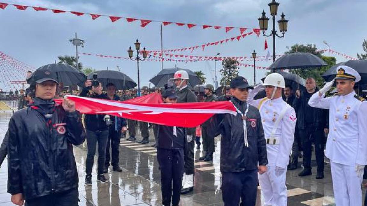samsun 19 mayis bayrak.jpg