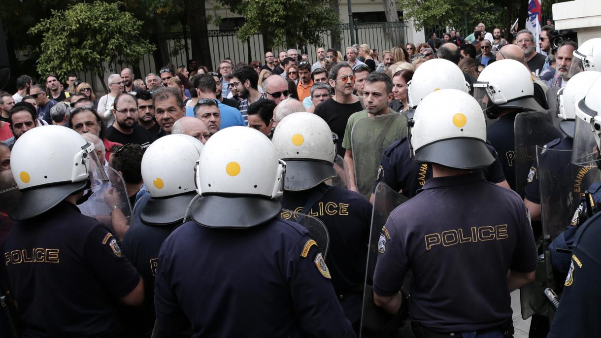 Συλλαλητήρια στην Ελλάδα κατά του «εργασιακού»