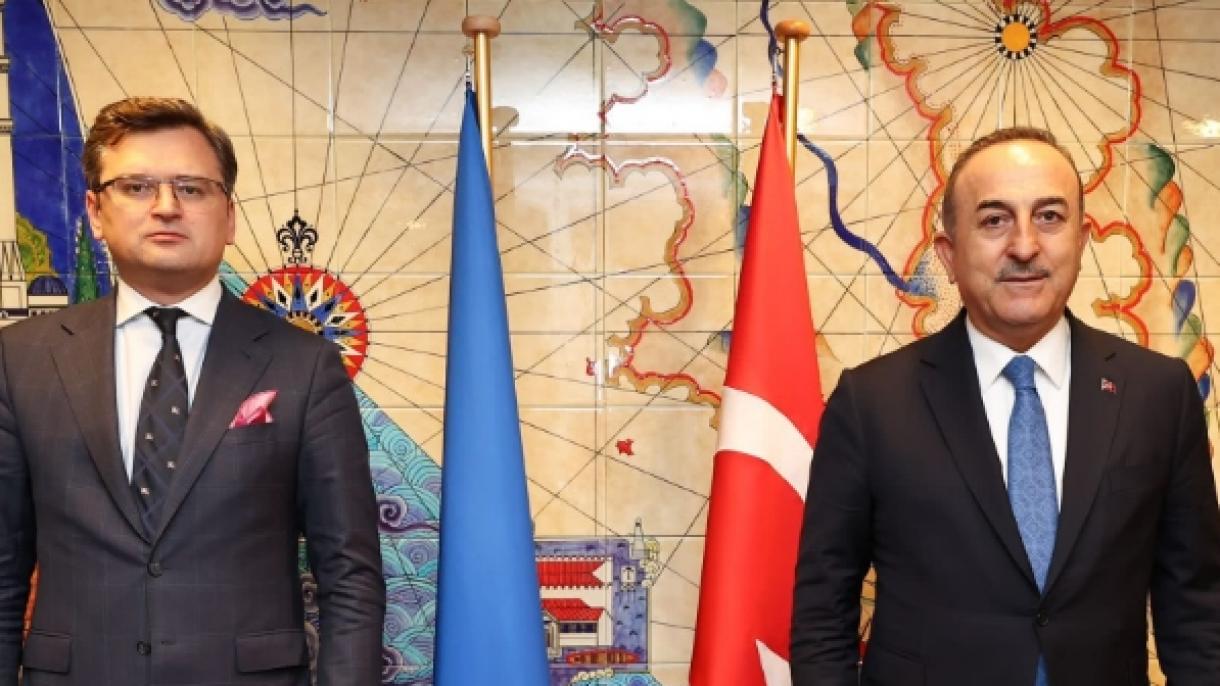 گفت‌وگوی تلفنی وزرای امور خارجه ترکیه و اوکراین