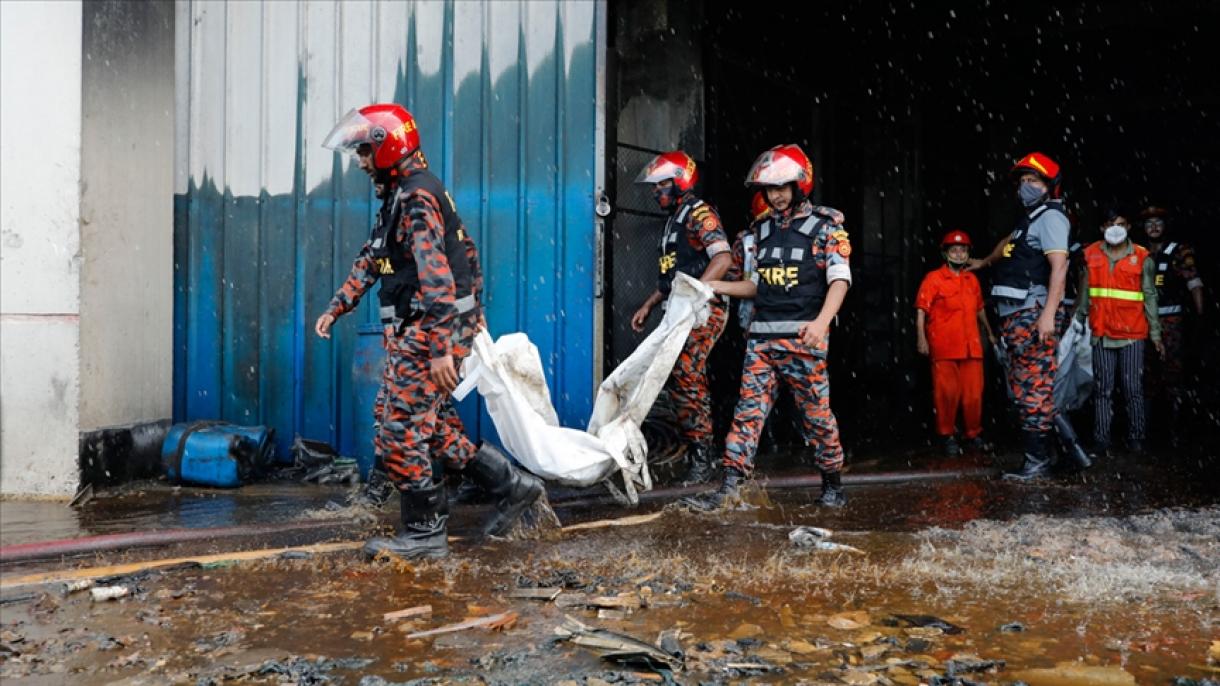 بنگلہ  دیش میں فوڈ فیکٹری میں آتشزدگی سے ہلاکتوں کی تعداد 52 ہو گئی